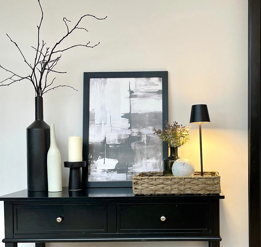 LAVISH LAMP