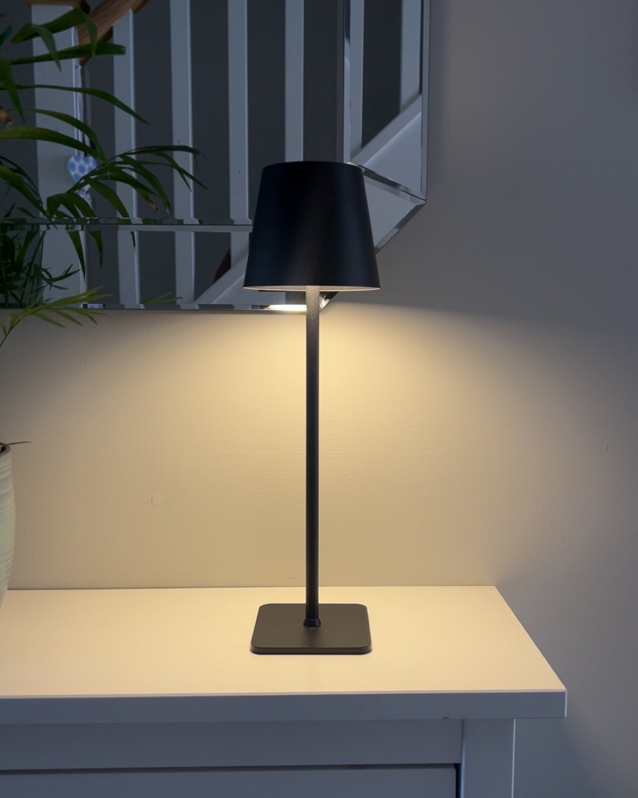 LAVISH LAMP
