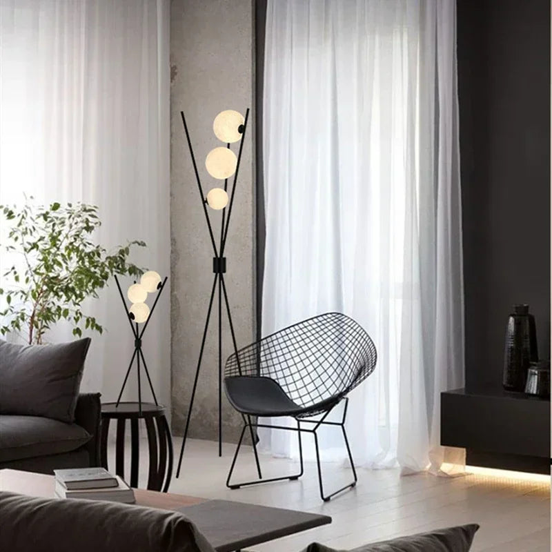 LUNA LAMP